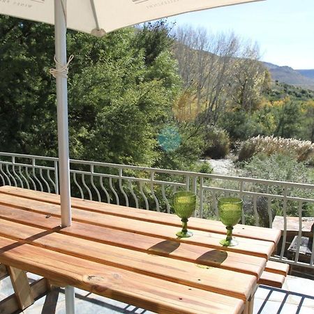 Desert Dew Guest House Hutchinson Esterno foto
