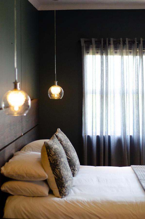 Desert Dew Guest House Hutchinson Esterno foto